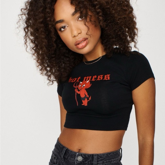 Hot Mess Black Crop Top - Picture 4 of 6